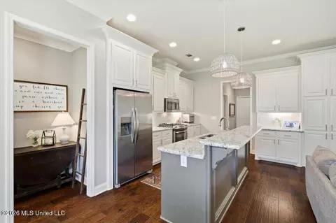Entry Way - 109 Hampton Pl, Madison, MS 39110 photo 3 of 4