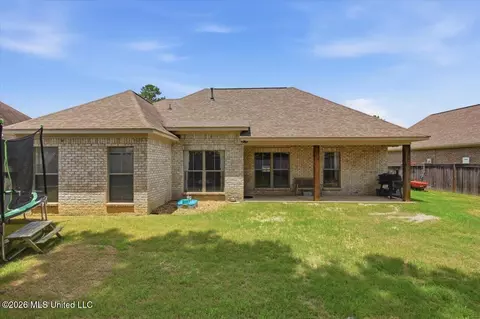 Exterior - 109 Hampton Pl, Madison, MS 39110 photo 5 of 6