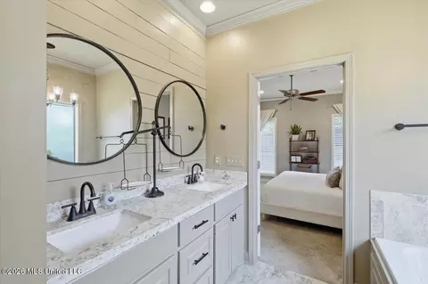 Bath - 109 Hampton Pl, Madison, MS 39110 photo 4 of 6