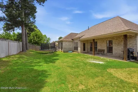 Exterior - 109 Hampton Pl, Madison, MS 39110 photo 4 of 6