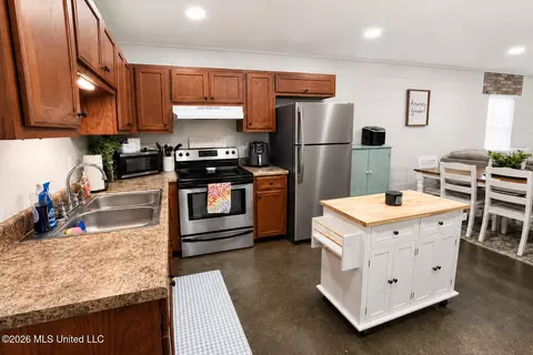 110 Milton Murrah Rd, Lucedale, MS 39452 photo 8