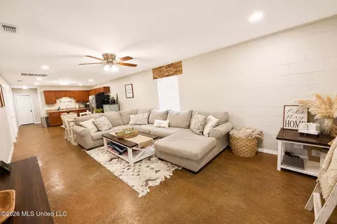 110 Milton Murrah Rd, Lucedale, MS 39452 photo 4