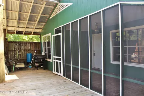 109 Hickory Ln, Lucedale, MS 39452 photo 17