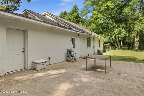 Exterior - 2596 Tank Rd, Terry, MS 39170 photo 7 of 14