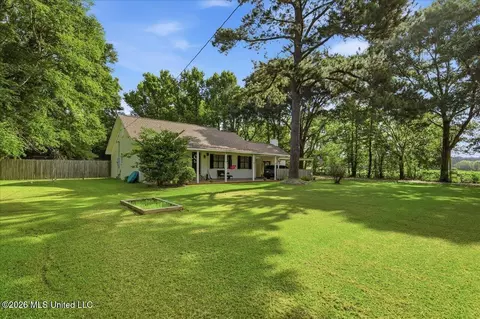 Exterior - 2596 Tank Rd, Terry, MS 39170 photo 2 of 14
