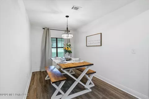 Dining - 2596 Tank Rd, Terry, MS 39170 photo 1 of 1
