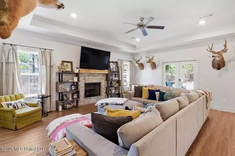 Living - 208 Stout Rd, Madison, MS 39110 photo 1 of 2