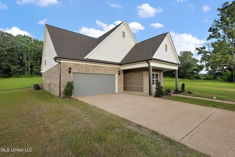 6458 Clover Ct, Walls, MS 38680 photo 2