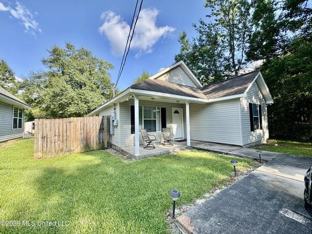 628 6th St, Pearl River, LA 70452