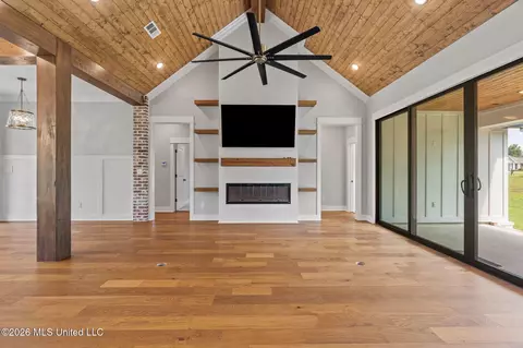 Living - 40 Whistlestop, Sumrall, MS 39482 photo 5 of 5
