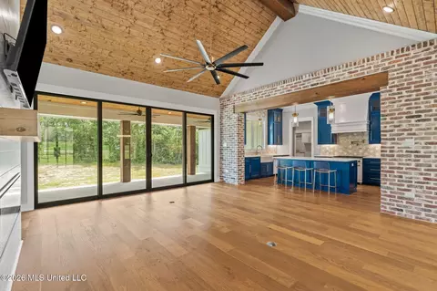 Living - 40 Whistlestop, Sumrall, MS 39482 photo 2 of 5