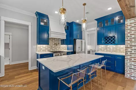 Kitchen - 40 Whistlestop, Sumrall, MS 39482 photo 2 of 6