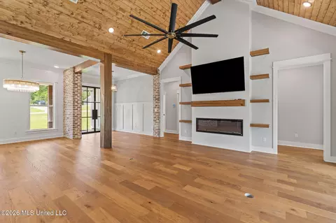 Living - 40 Whistlestop, Sumrall, MS 39482 photo 3 of 5
