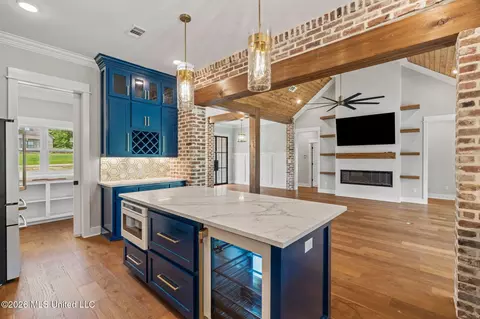Kitchen - 40 Whistlestop, Sumrall, MS 39482 photo 5 of 6
