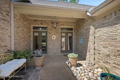 514 S Deerfield Dr, Canton, MS 39046 photo 4