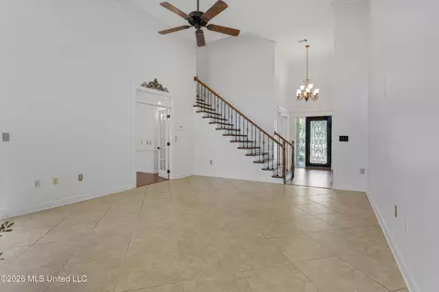 Living - 109 Willow Brook Rd, Brandon, MS 39047 photo 2 of 3