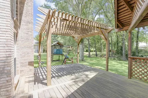 Exterior - 109 Willow Brook Rd, Brandon, MS 39047 photo 5 of 5