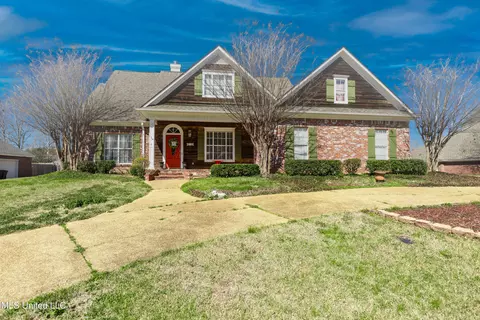 Exterior - 59 Eastgate Dr, Brandon, MS 39042 photo 2 of 12