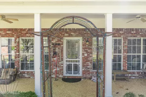 Exterior - 59 Eastgate Dr, Brandon, MS 39042 photo 8 of 12