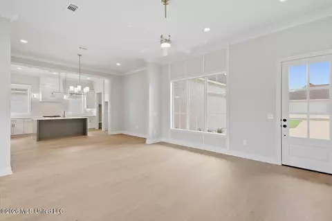 Living - 392 Aurora Cir, Canton, MS 39046 photo 3 of 5