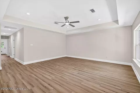 Living - 7183 Sunfish Cv, Perkinston, MS 39573 photo 2 of 5