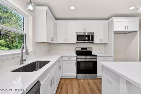 Kitchen - 7183 Sunfish Cv, Perkinston, MS 39573 photo 1 of 3
