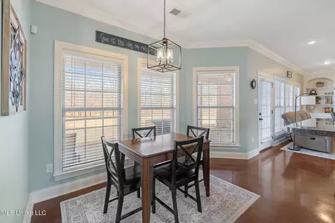 Dining - 7247 Eastern Dr, Olive Branch, MS 38654 photo 2 of 2