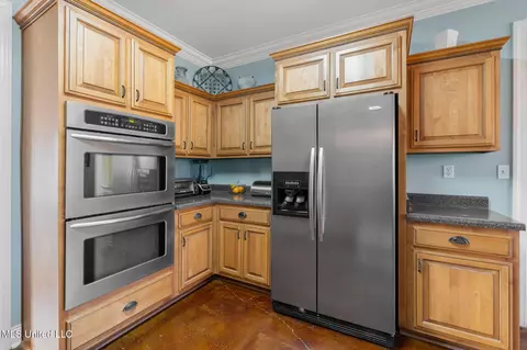 Kitchen - 7247 Eastern Dr, Olive Branch, MS 38654 photo 3 of 4