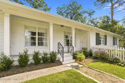 208 Saint Augustine Dr, Madison, MS 39110 photo 10