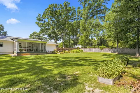 208 Saint Augustine Dr, Madison, MS 39110 photo 13