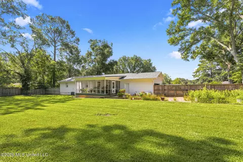208 Saint Augustine Dr, Madison, MS 39110 photo 12