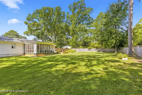 208 Saint Augustine Dr, Madison, MS 39110 photo 14
