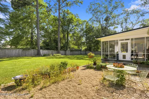 208 Saint Augustine Dr, Madison, MS 39110 photo 8