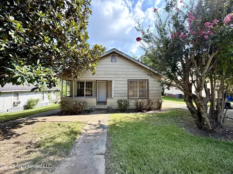 410 E Minnesota St, Brookhaven, MS 39601 photo 2