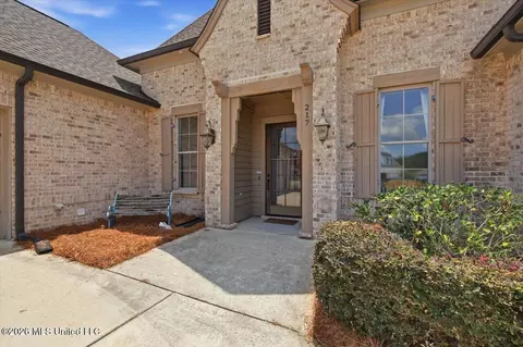 217 Harris Cir, Madison, MS 39110 photo 4