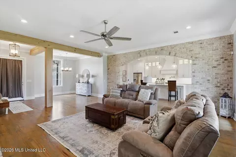 217 Harris Cir, Madison, MS 39110 photo 9