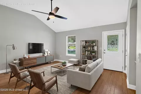 Living - 199 Mccaughan Ave, Long Beach, MS 39560 photo 2 of 5