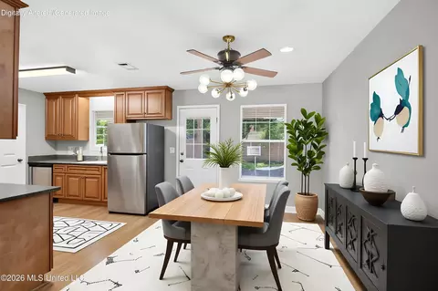 Dining - 199 Mccaughan Ave, Long Beach, MS 39560 photo 1 of 1