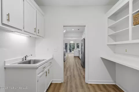 Other - 22 Autumn Hill Ct, Jackson, MS 39211 photo 5 of 16
