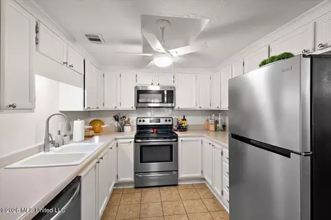 65 Summit Ridge Dr, Brandon, MS 39042 photo 12