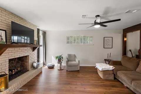 65 Summit Ridge Dr, Brandon, MS 39042 photo 7