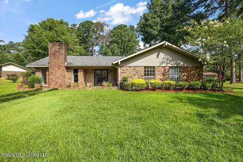 65 Summit Ridge Dr, Brandon, MS 39042 photo 1