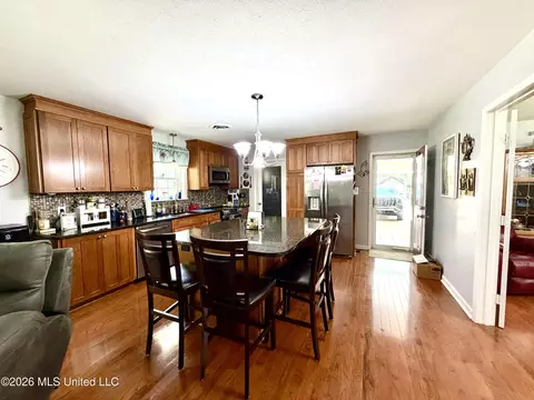 Kitchen - 1096 Ms-570, Summit, MS 39666 photo 1 of 3
