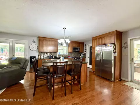 Kitchen - 1096 Ms-570, Summit, MS 39666 photo 2 of 3