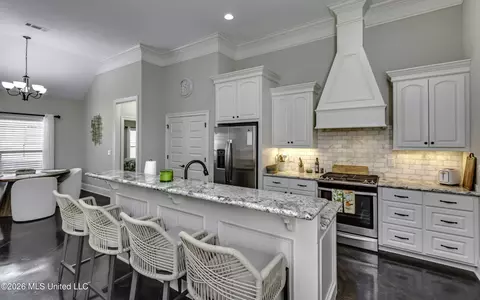 Kitchen - 801 Bryce St, Brandon, MS 39047 photo 2 of 7