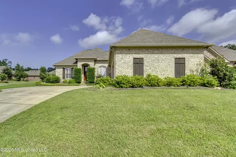 Exterior - 801 Bryce St, Brandon, MS 39047 photo 2 of 11