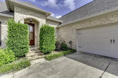 Other - 801 Bryce St, Brandon, MS 39047 photo 1 of 10