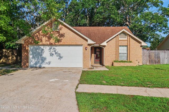 741 Whitney Dr, Biloxi, MS 39532