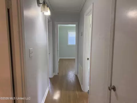 Entry Way - 1431 Sheffield Dr, Jackson, MS 39211 photo 1 of 1