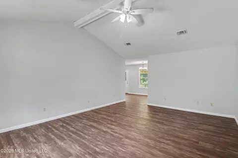 407 S Dorothy St, Wiggins, MS 39577 photo 3